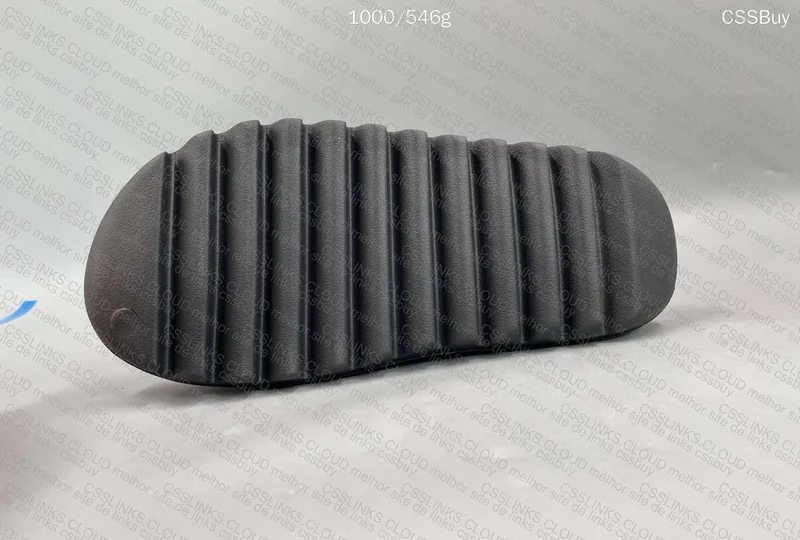 Yeezy Slide Zok