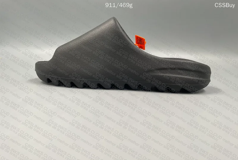 Yeezy Slide ZOK 4