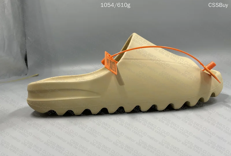 Yeezy Slide - ZOK 4