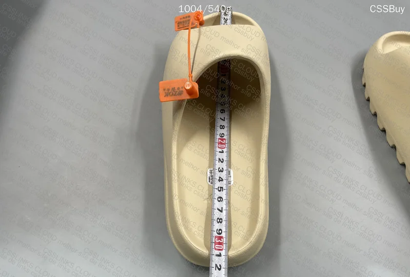YEEZY SLIDE ZOK 9