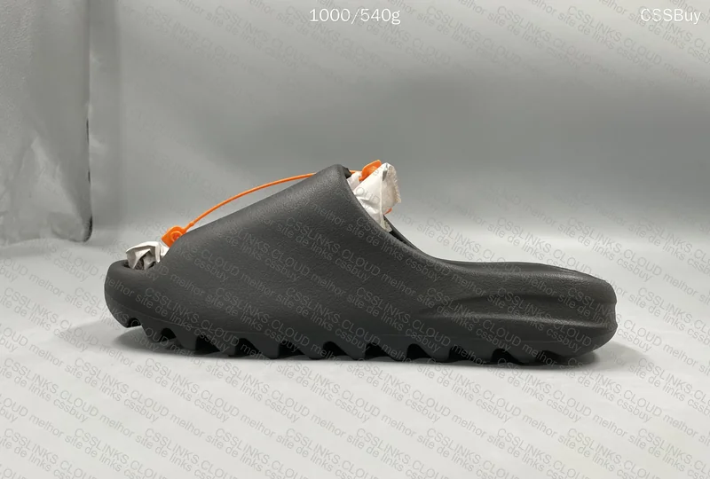Yeezy Slide ZOK 4