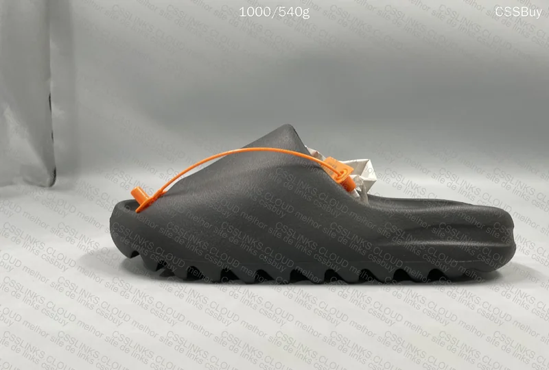 Yeezy Slide ZOK 8