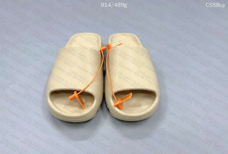 Yeezy Slide Zok
