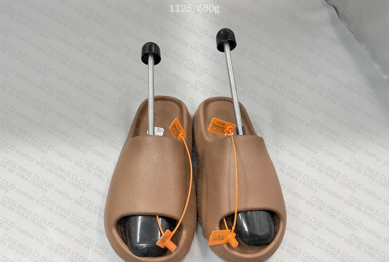 Yeezy Slide ZOK