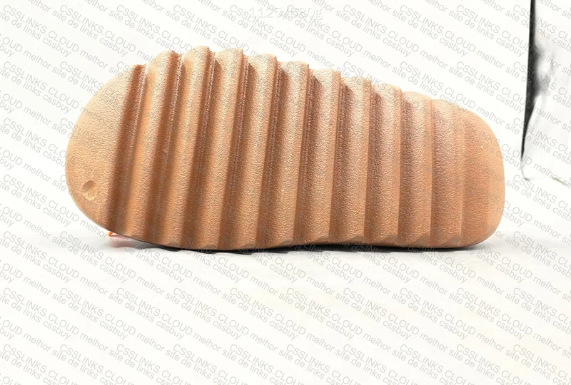 Yeezy Slide ZOK 4