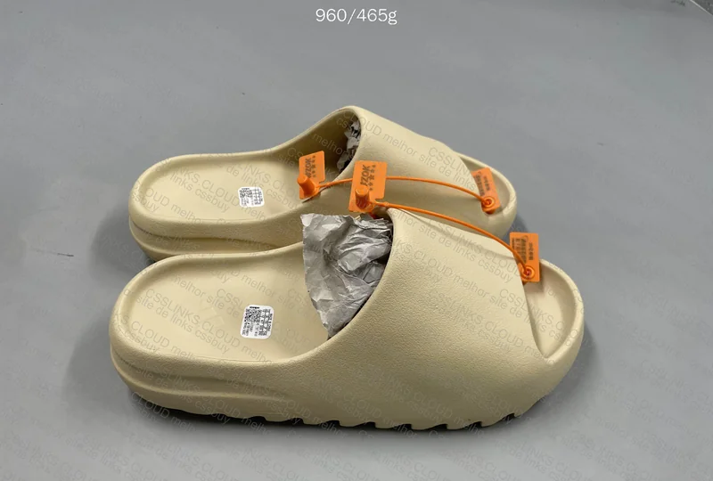 YEEZY SLIDE ZOK 3