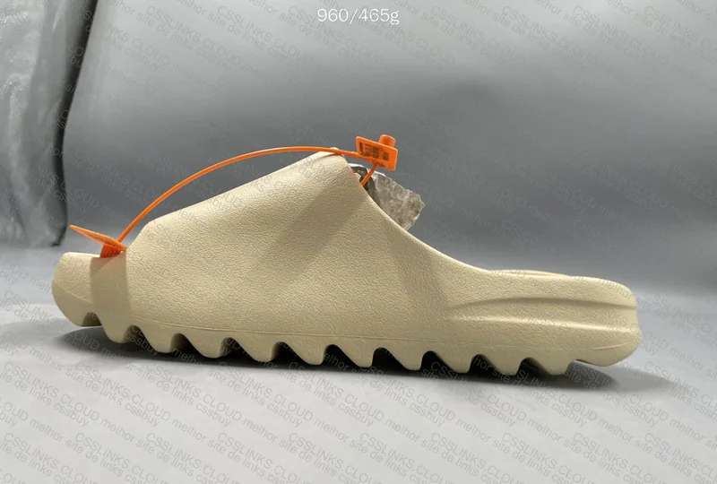YEEZY SLIDE ZOK 6