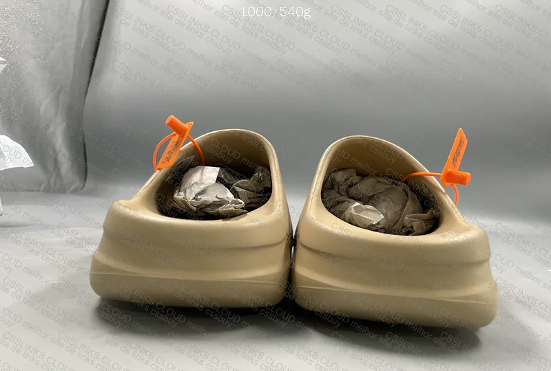 YEEZY SLIDE - ZOK 3