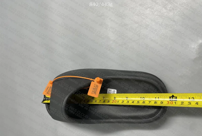 Yeezy Slide Zok 7
