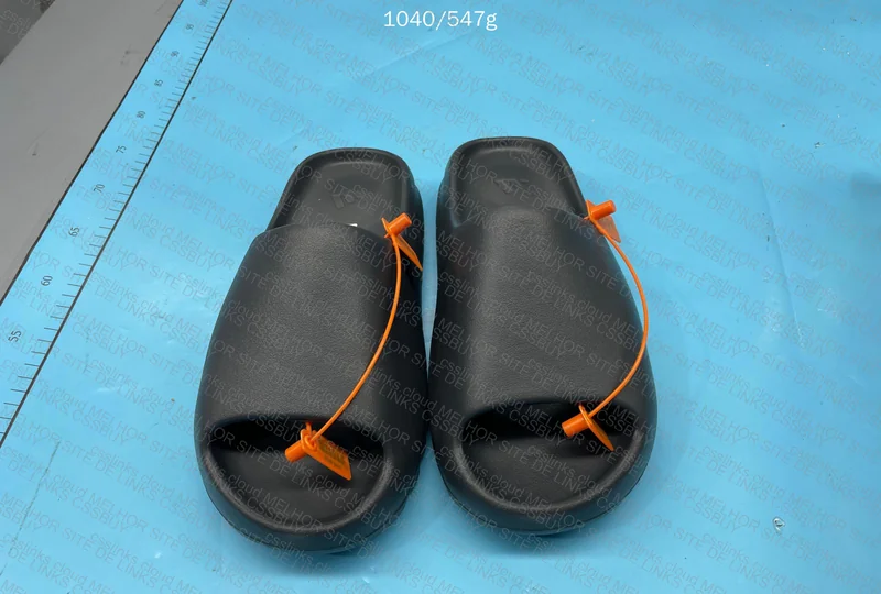 Yeezy slide ZOK