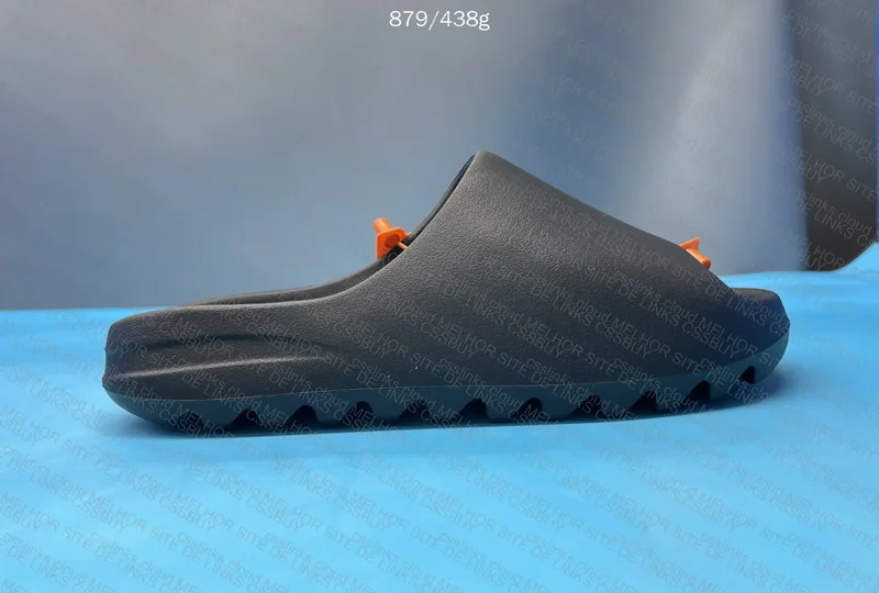 Yeezy Slide ZOK 4