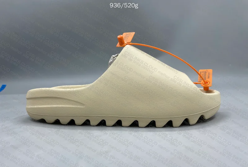 Yeezy Slide ZOK - Bone 4