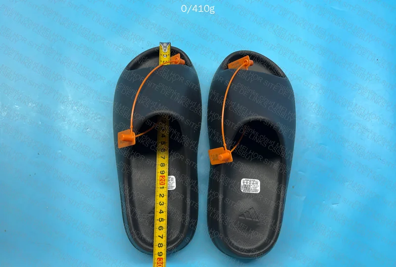 Yeezy Slide ZOK with Measurements