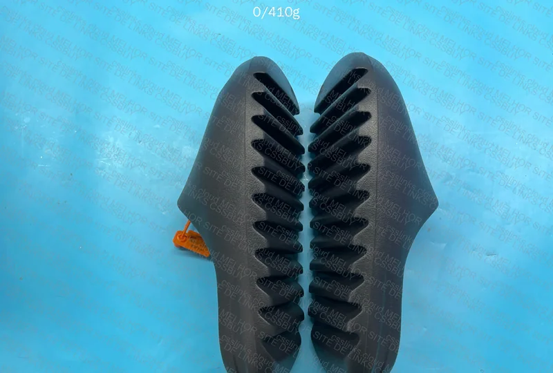 Yeezy Slide ZOK with Measurements 2