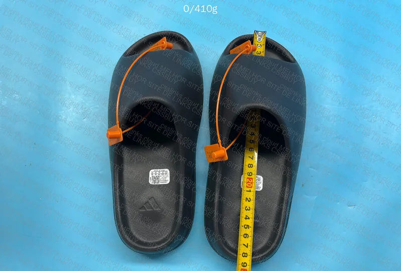 Yeezy Slide ZOK with Measurements 8