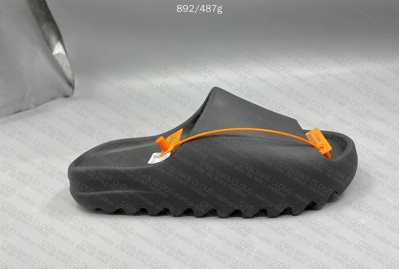 Yeezy Slide - Zok (GL?) 2