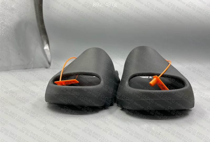 Yeezy Slide - Zok (GL?) 5