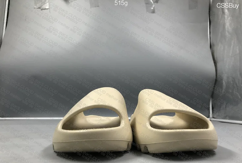 Yeezy Slideb 5