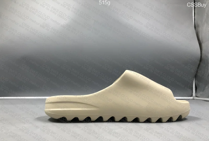 Yeezy Slideb 7