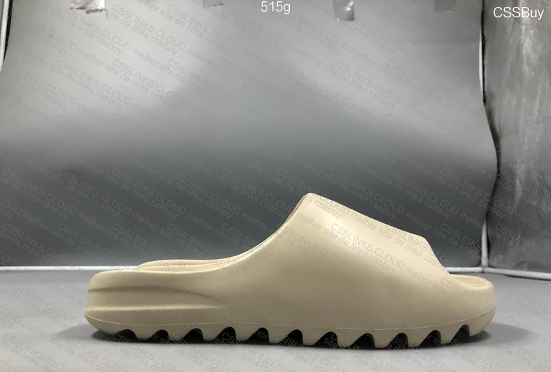 Yeezy Slideb 8