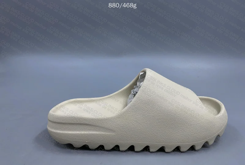 Yeezy Slides Bone 4