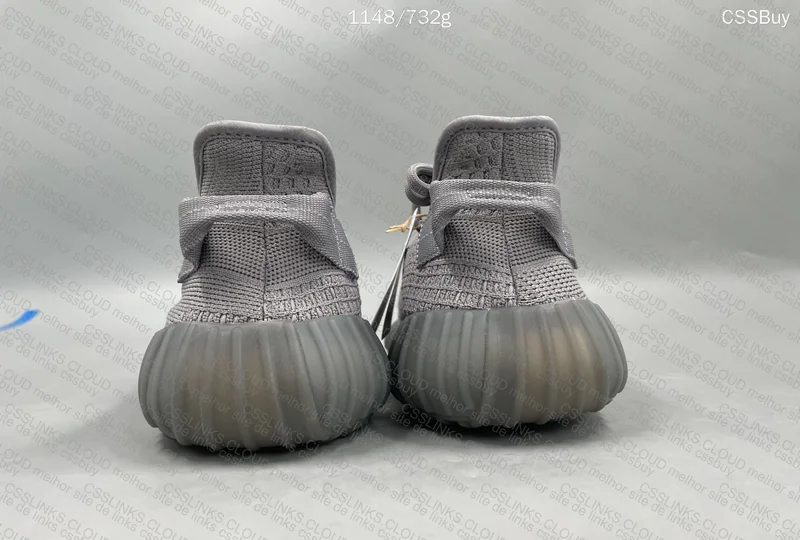 YEEZY STEEL GRAY 2