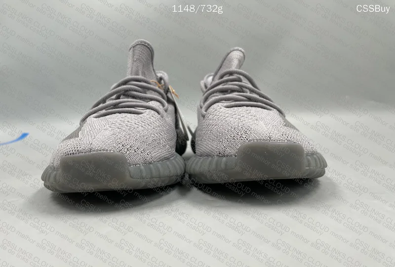 YEEZY STEEL GRAY 3