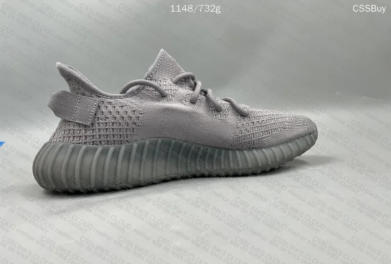 YEEZY STEEL GRAY 4
