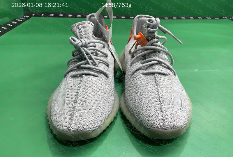 Yeezy tail light h12 (ajuda) 2