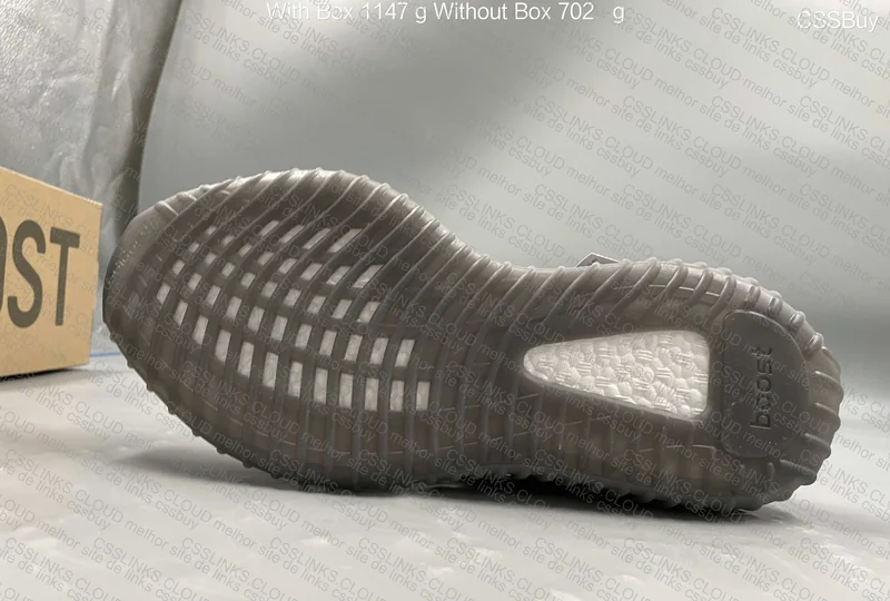 *YEEZY V2 BELUGA* 7