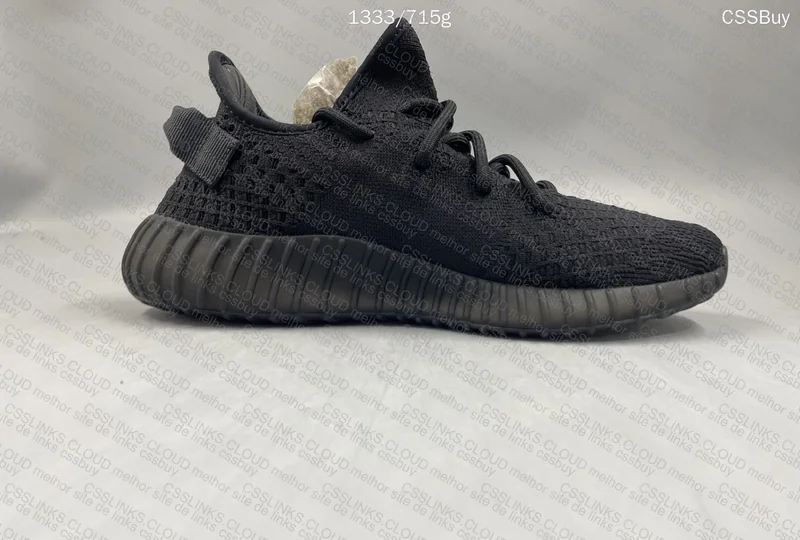 Yeezys Bone and Onyx (GL)? 9