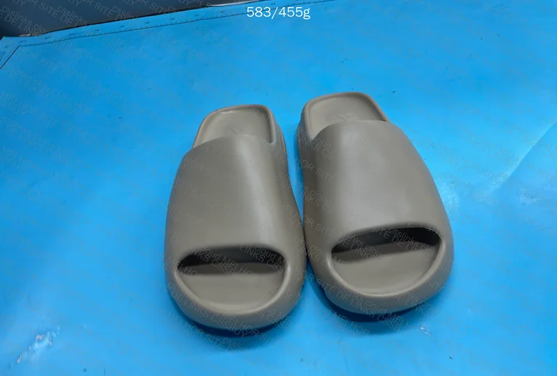 Yezzi Slide (LW B - Yolo) 9