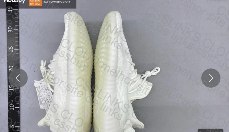 Yezzy 350 49¥ 4