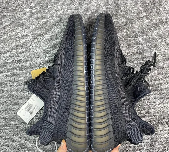 yezzy 350 black 2