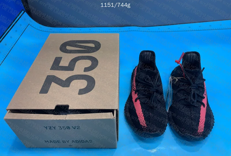 Yezzy 350 Blind Blox 2