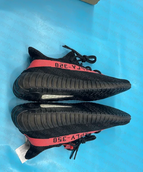 Yezzy 350 [Blind Box] + Calvin Klein Underwear 5