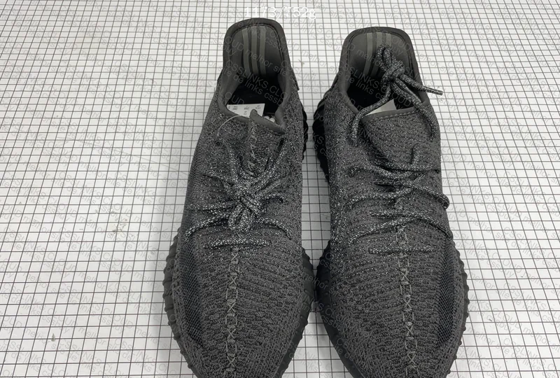 Yezzy 350 Blind Box - Help (I Don't Understand Anything)