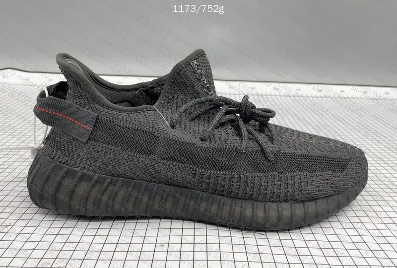 Yezzy 350 Blind Box - Help (I Don't Understand Anything) 4