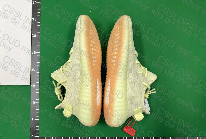 Yezzy 350 Butter 2