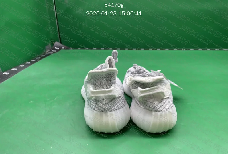 yezzy 350 static non reflective (blind box) 2