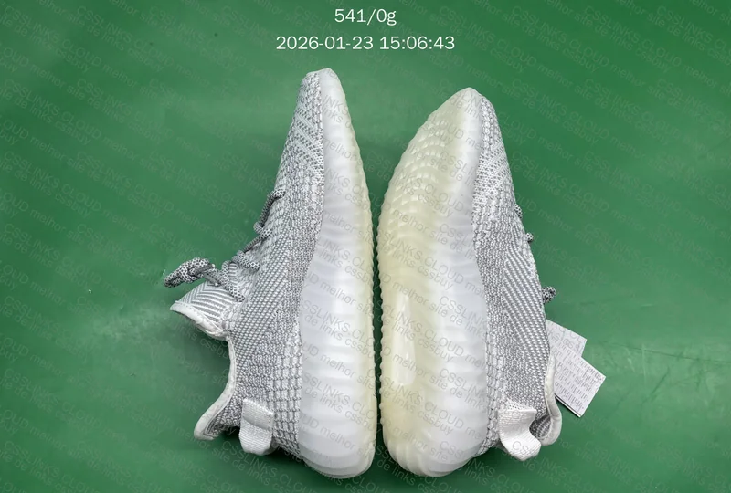yezzy 350 static non reflective (blind box) 4