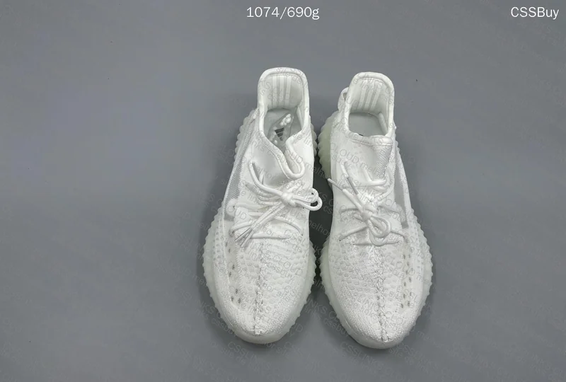 YEZZY 350 TA GL?