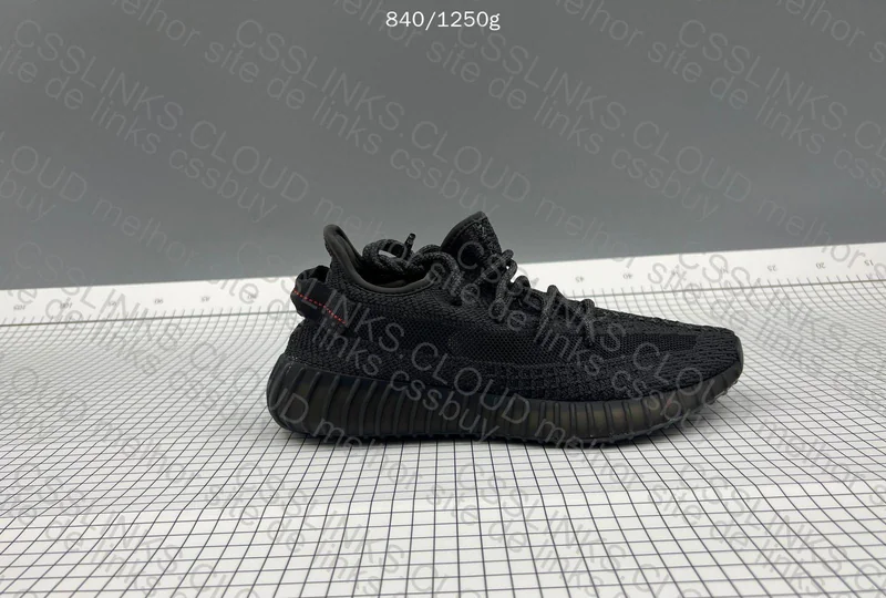 Yezzy 350 v2 Black 5