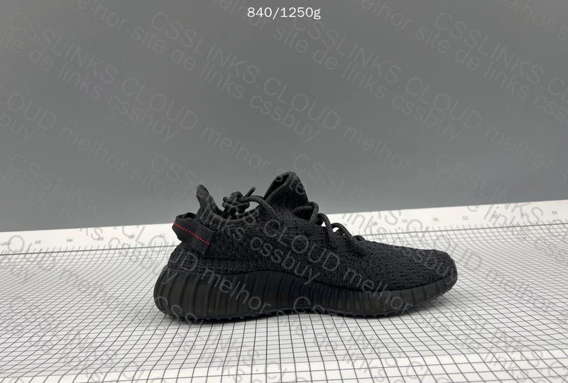 Yezzy 350 v2 Black 6