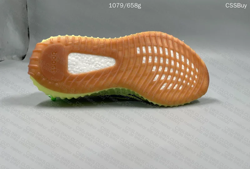 Yeezy 350 V2 Color: Green 6