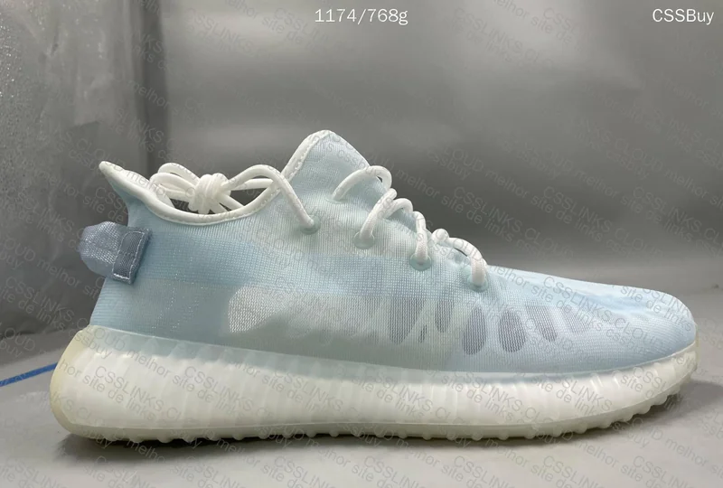 Yezzy 350 v2 Mono Ice