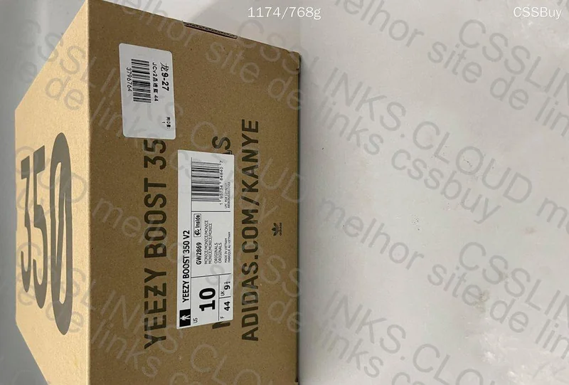 Yezzy 350 v2 Mono Ice 2