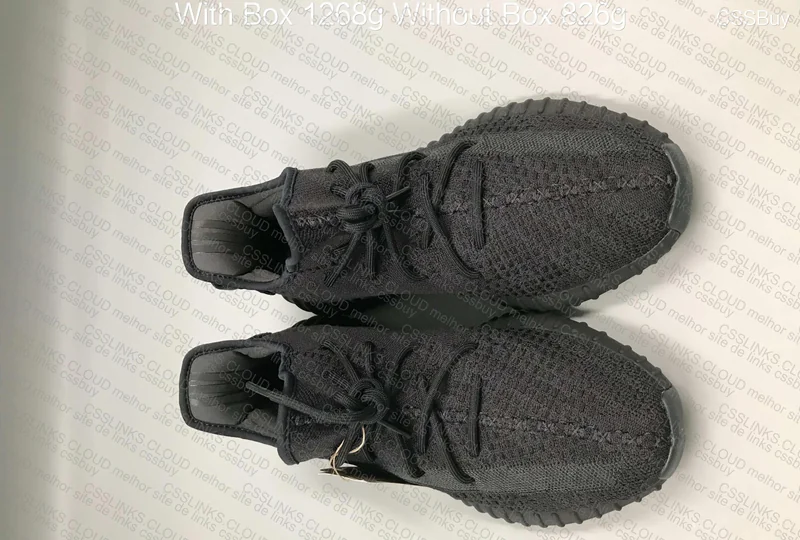 YEZZY 350 V2 ONIX 2
