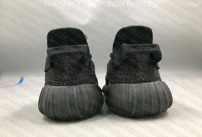 YEZZY 350 V2 ONIX 4