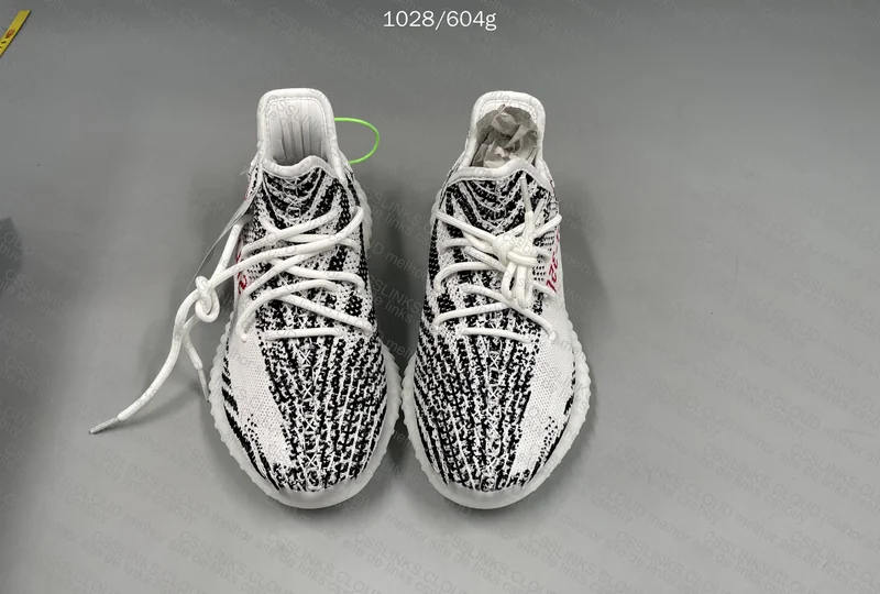 Yezzy 350 Zebra